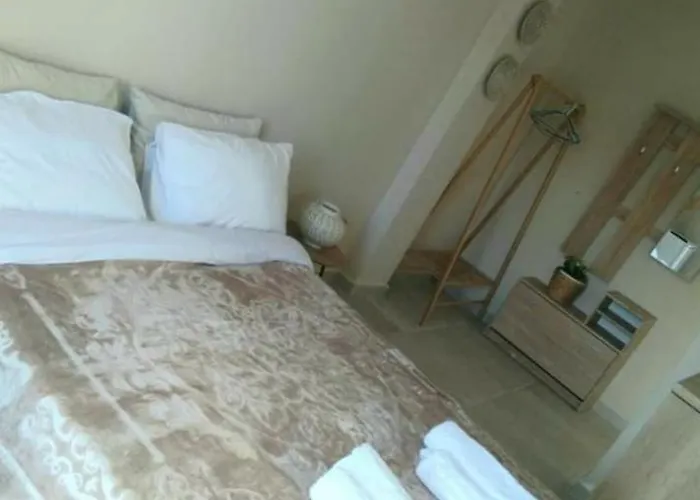 Iokasti Daire Ándros